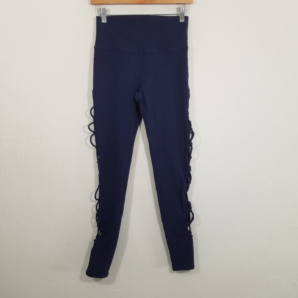 ALO Yoga Lace Up Leg High Waist Legging Size M